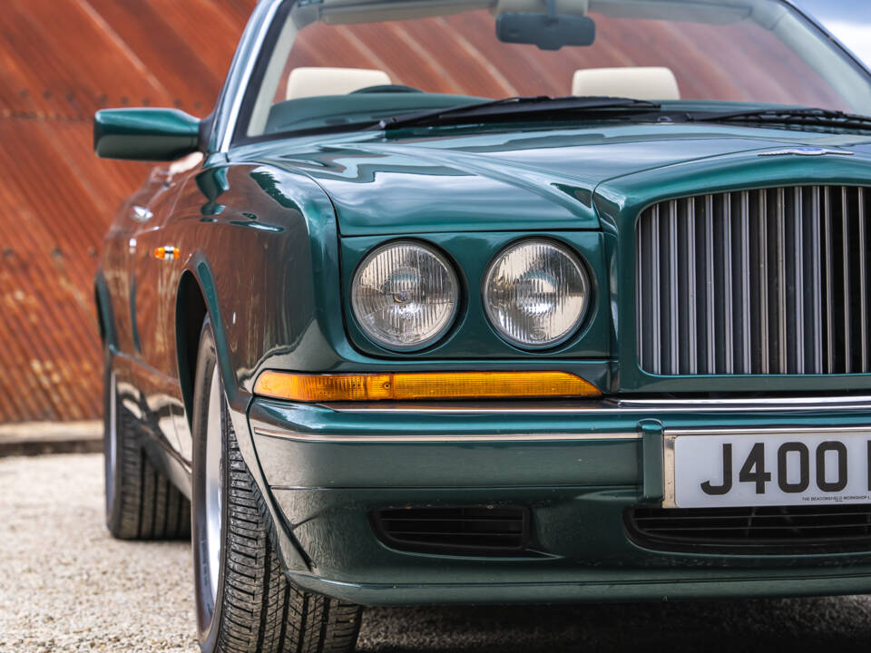 Bild 18/39 von Bentley Azure (1995)