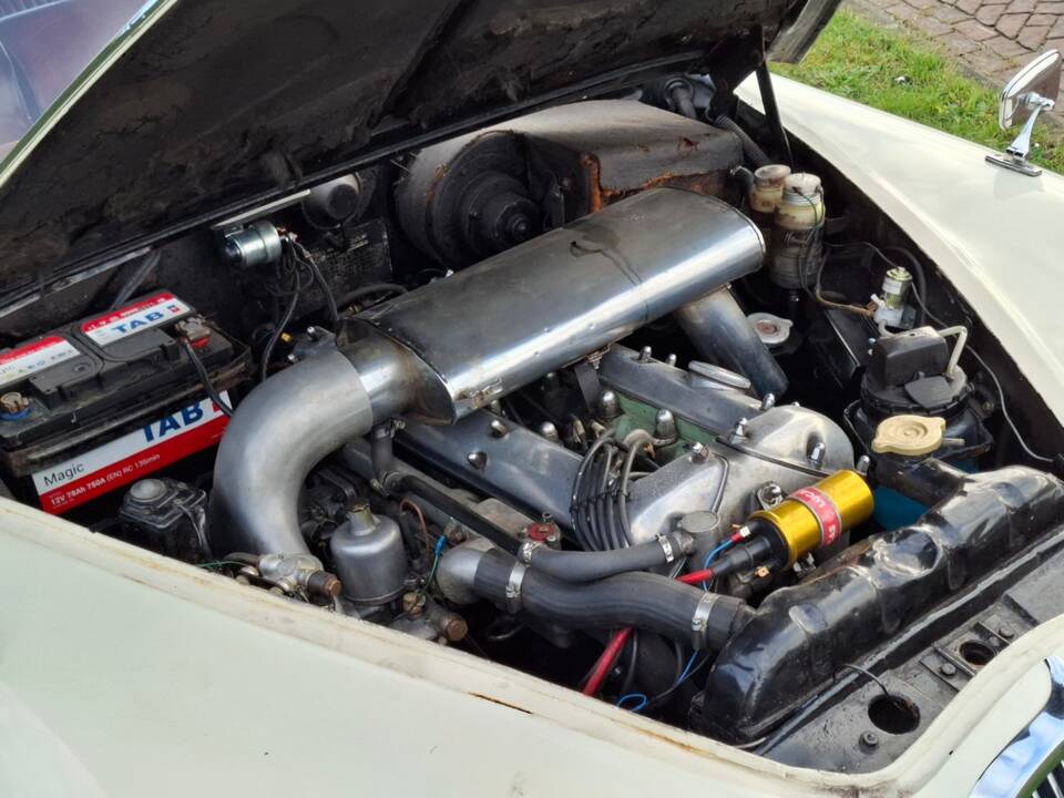 Image 45/68 de Jaguar Type S 3.4 (1964)