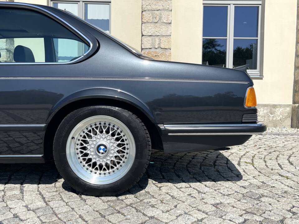 Afbeelding 16/32 van BMW M 635 CSi (1985)