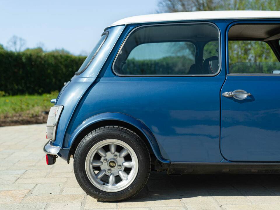 Bild 19/50 von Rover Mini Cooper 1,3 (1992)