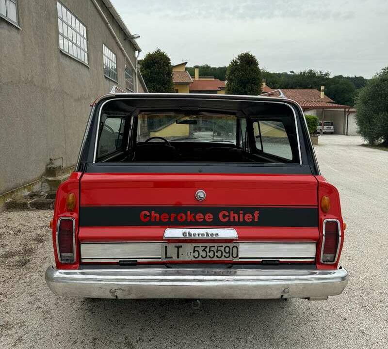 Image 21/33 of Jeep Cherokee Chief (1979)