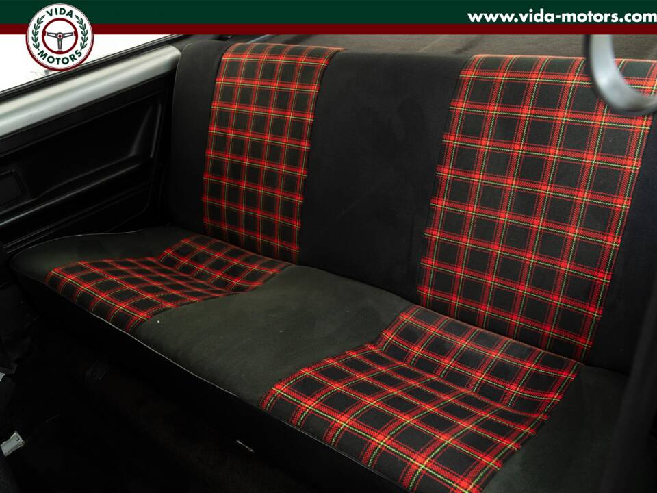 Bild 12/15 von Volkswagen Golf I GTI 1.6 (1979)