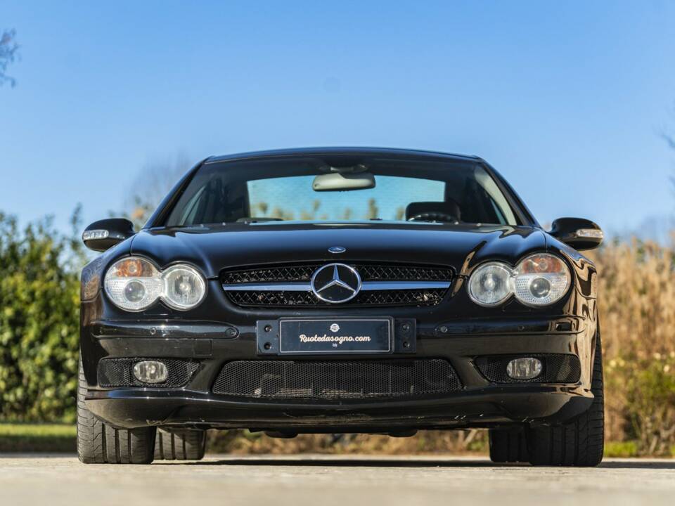 Imagen 11/50 de Mercedes-Benz SL 55 AMG (2002)