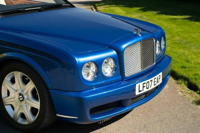 Imagen 9/50 de Bentley Azure (2007)