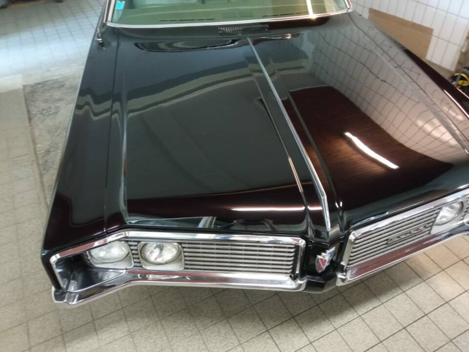 Bild 18/26 von Buick Electra 225 (1968)