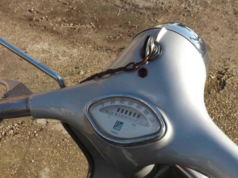 Immagine 15/37 di Piaggio Vespa 150 GS (1958)