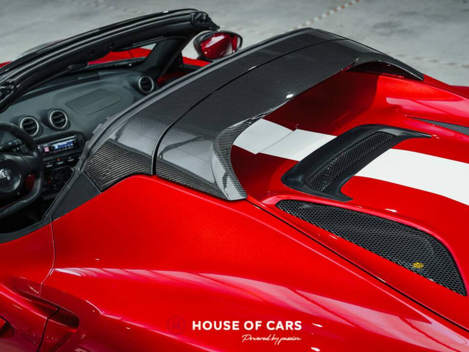 Image 14/25 of Alfa Romeo 4C Spider (2016)
