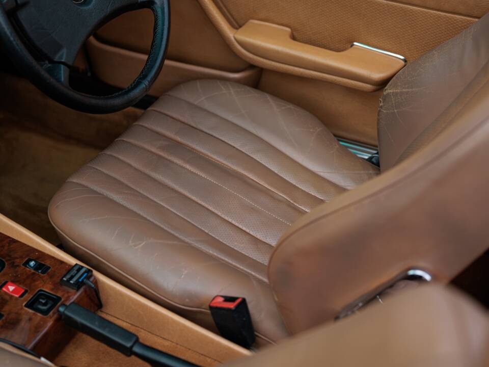 Image 28/50 of Mercedes-Benz 420 SL (1988)