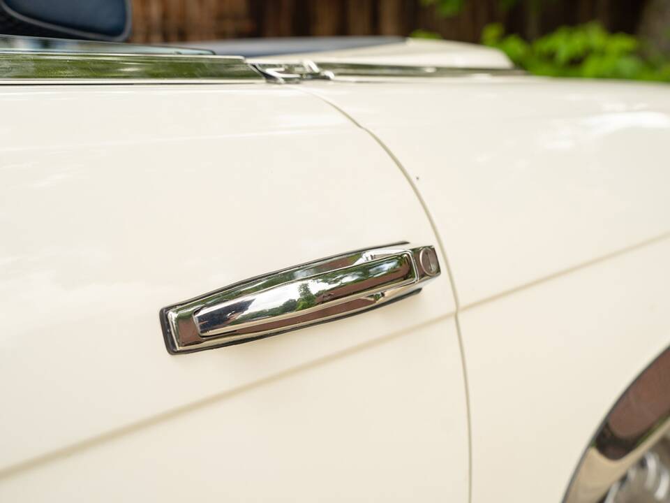 Imagen 30/86 de Mercedes-Benz 280 SL (1977)