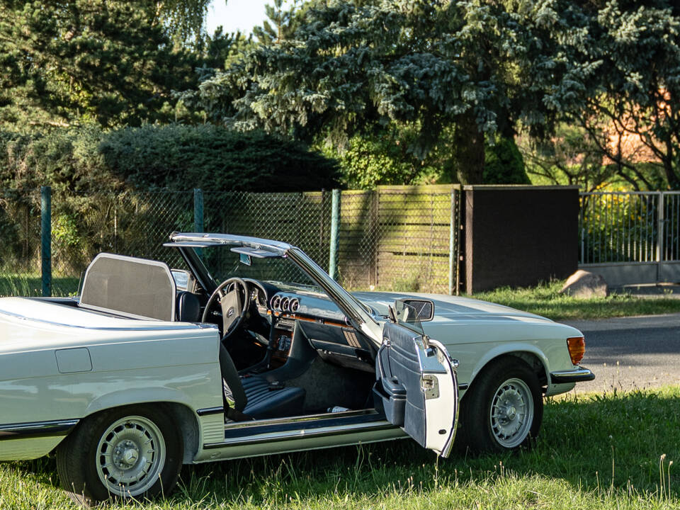 Immagine 42/42 di Mercedes-Benz 380 SL (1981)