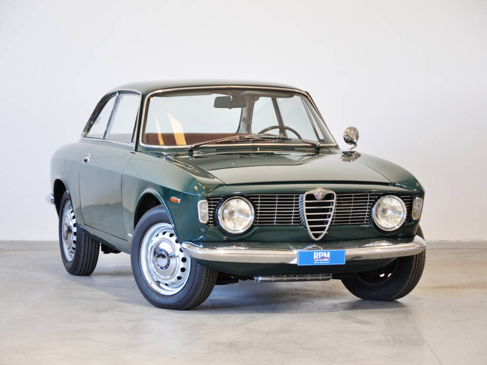 Image 1/65 of Alfa Romeo Giulia 1600 Sprint GT (1964)