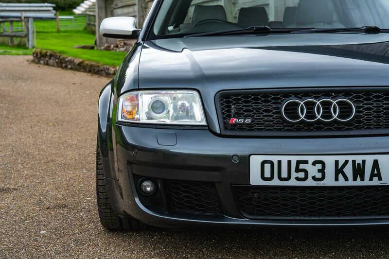 Image 38/50 of Audi RS6 Avant (2003)