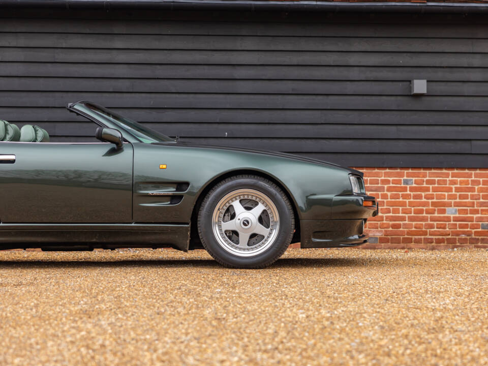 Image 16/100 of Aston Martin Virage Volante (1992)