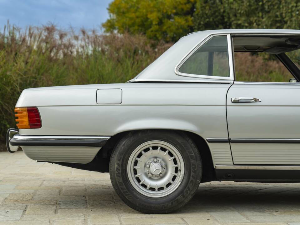 Image 20/50 of Mercedes-Benz 450 SL (1973)