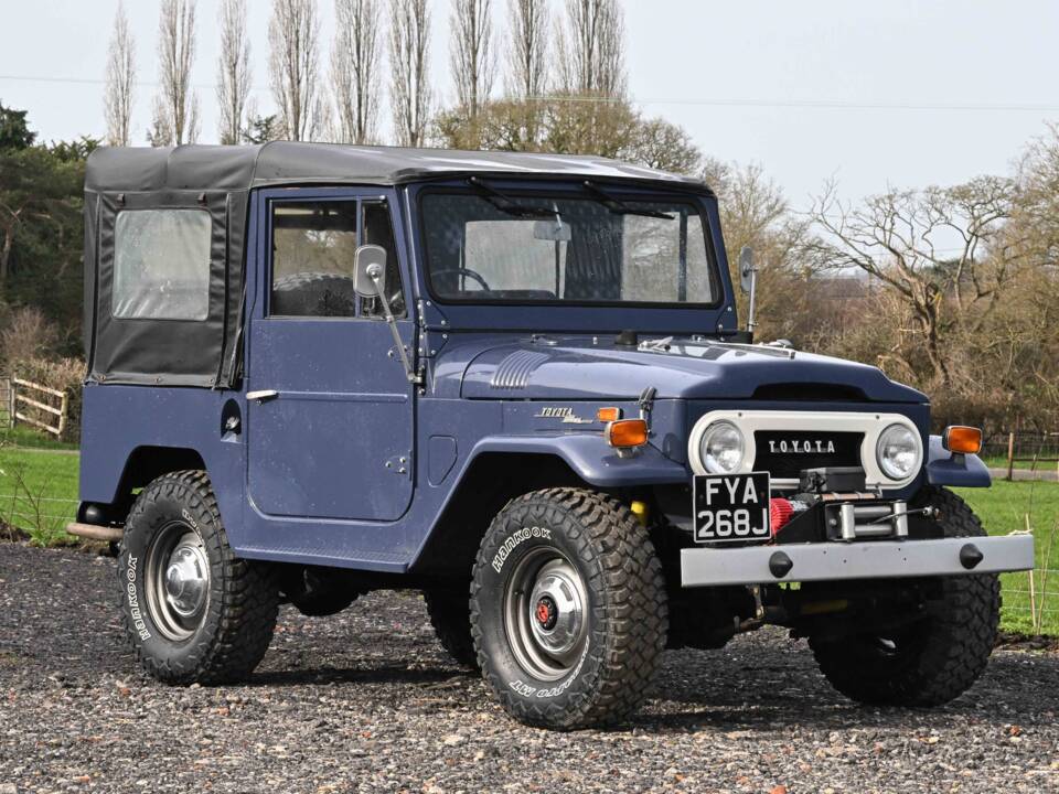 Image 7/50 de Toyota Land Cruiser FJ 40 (1970)