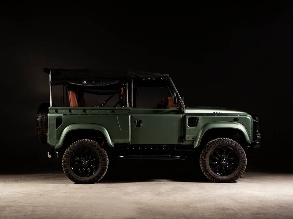Image 1/44 of Land Rover Defender 90 (2011)
