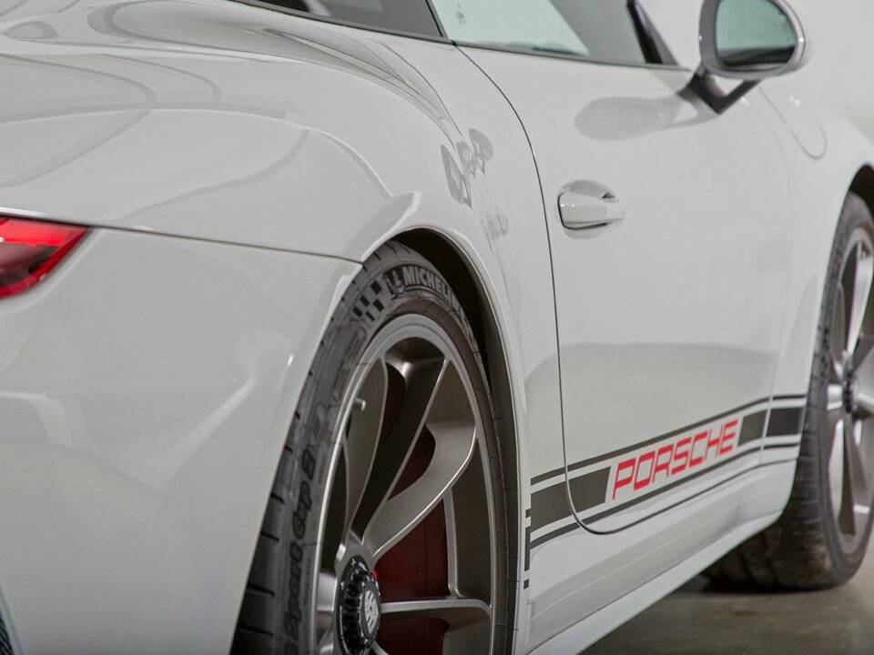 Image 9/25 de Porsche 911 GT3 Touring (2018)