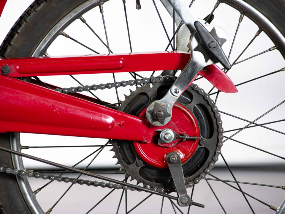 Bild 18/50 von Moto Guzzi Motoleggera 65 (1951)