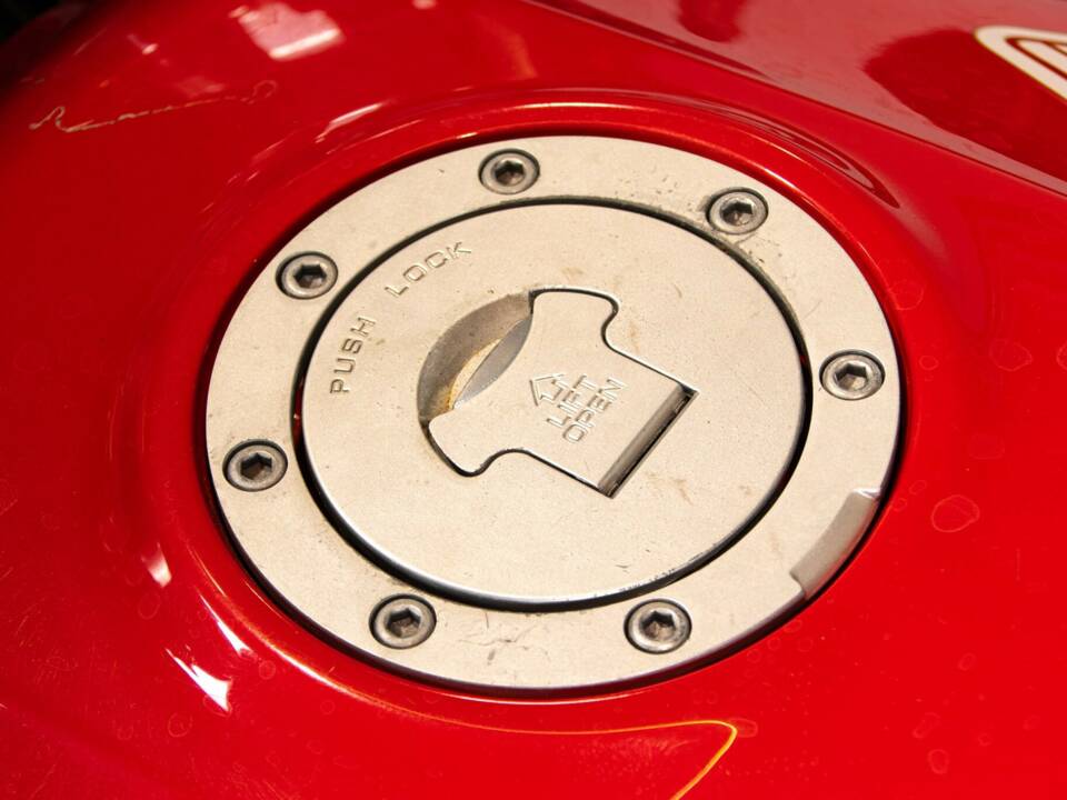 Immagine 45/49 di Honda CBR 1000 RR Fireblade (1995)