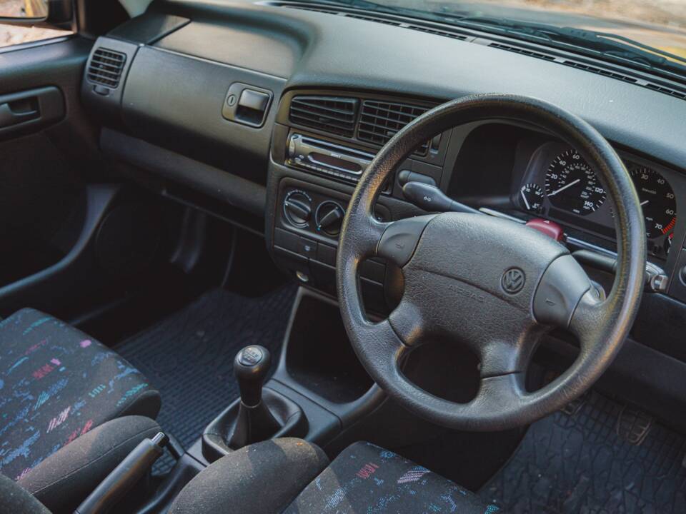 Image 4/39 of Volkswagen Golf IV 1.8T GTI (1998)