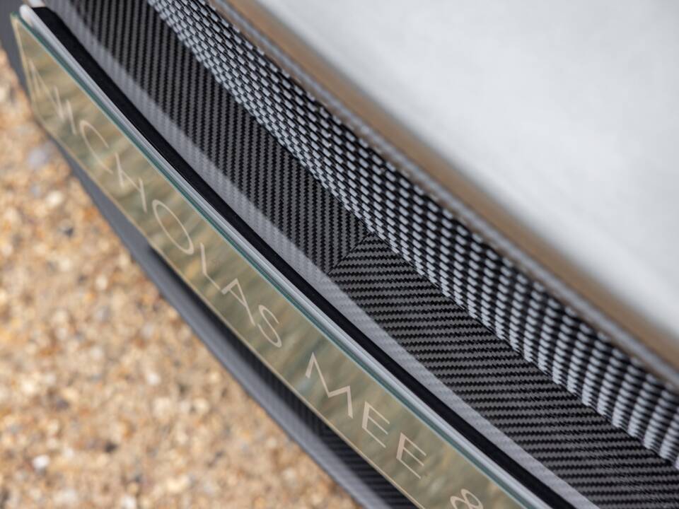 Afbeelding 15/75 van Aston Martin V12 Vantage AMR Roadster (2018)