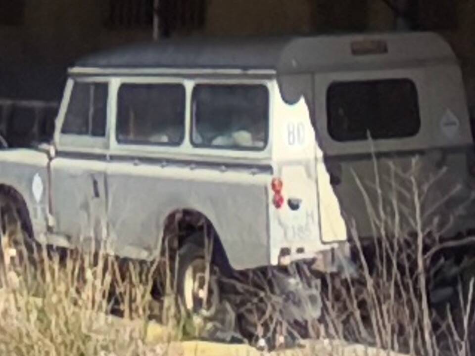 Afbeelding 3/4 van Land Rover 109 (1980)