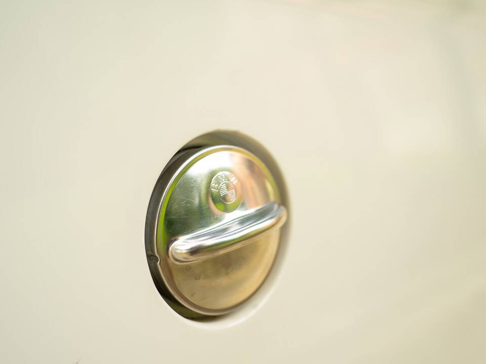 Immagine 35/76 di BMW 2000 (1971)