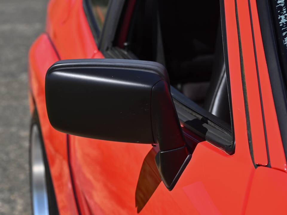 Image 44/50 of Porsche 924 Carrera GT (1986)
