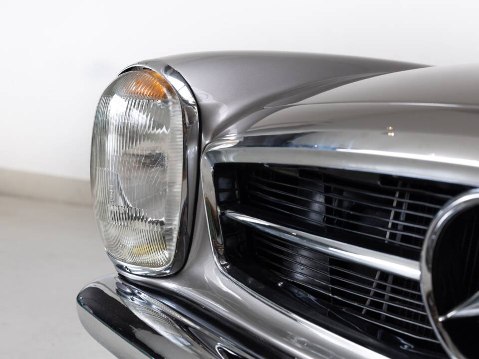 Image 27/35 de Mercedes-Benz 230 SL (1966)