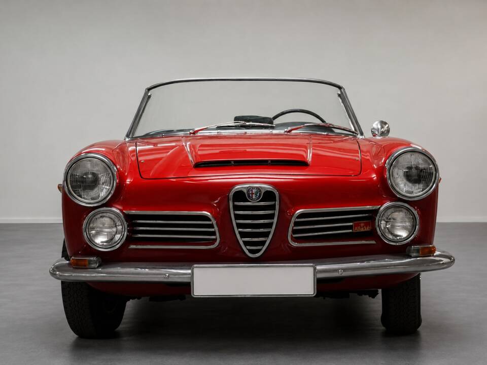 Image 5/31 of Alfa Romeo 2600 Spider (1964)