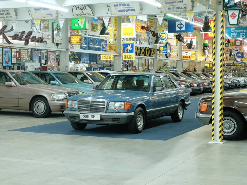 Bild 10/50 von Mercedes-Benz 280 SE (1983)
