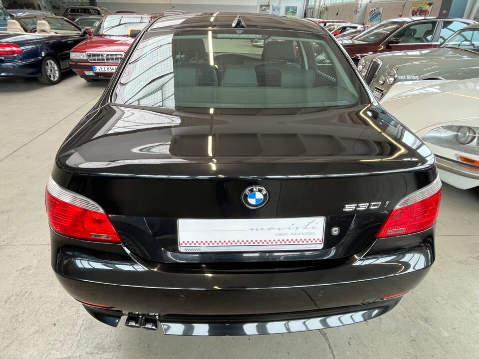 Afbeelding 25/38 van BMW 530i (2003)