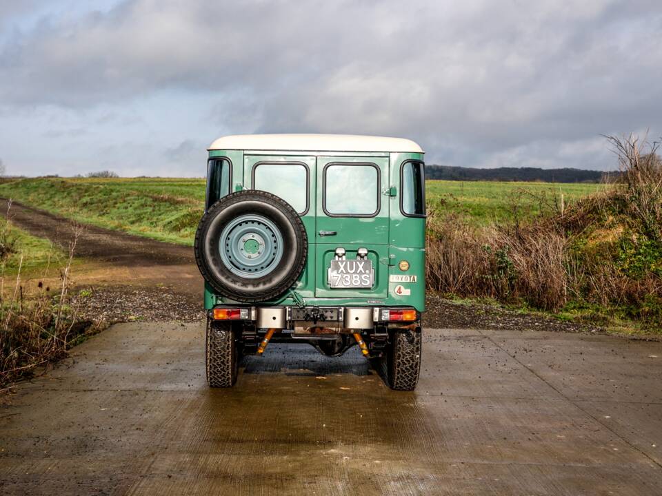 Immagine 10/45 di Toyota Land Cruiser FJ 40 (1978)