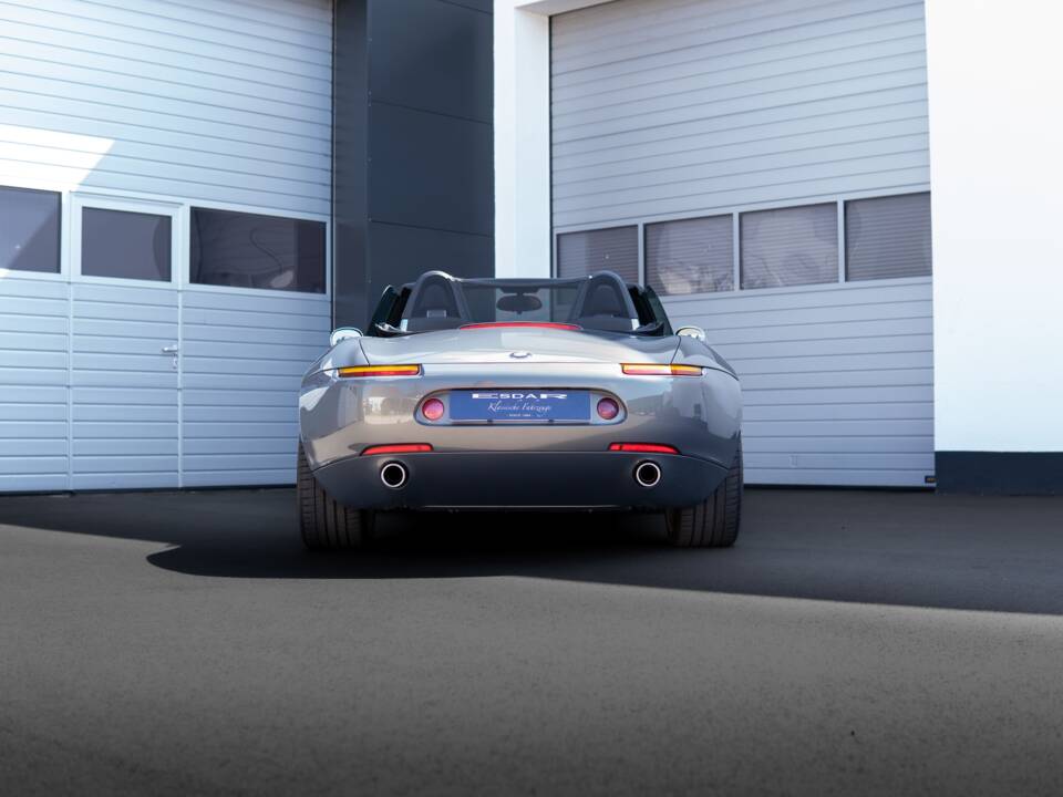 Image 7/32 of BMW Z8 (2001)