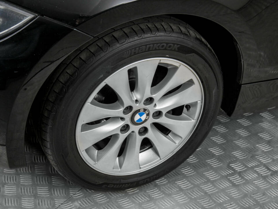 Afbeelding 26/50 van BMW 118i (2009)