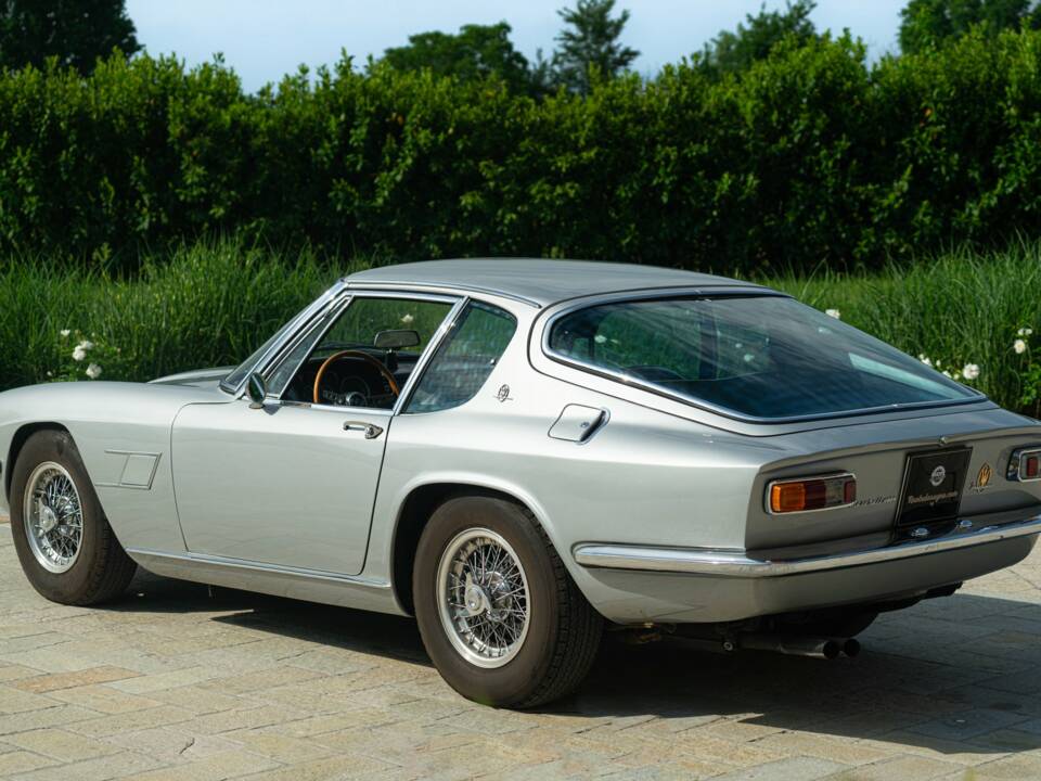 Image 13/50 of Maserati Mistral 4000 (1968)