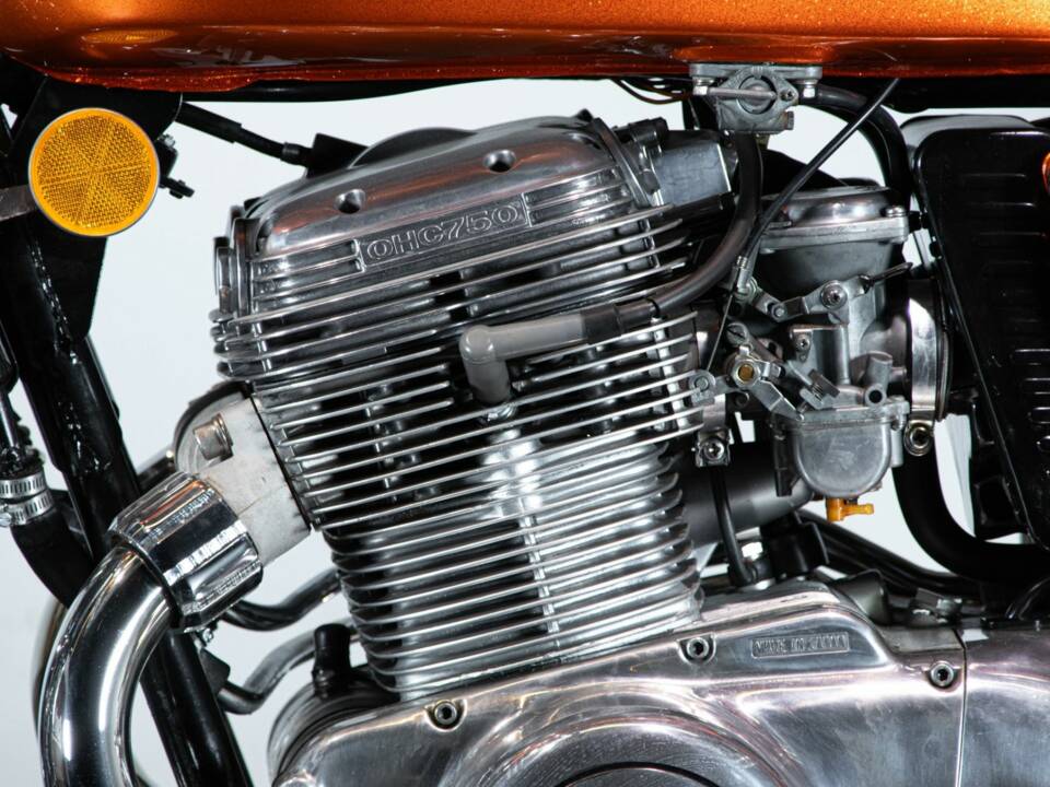 Afbeelding 12/12 van Yamaha DUMMY (1973)
