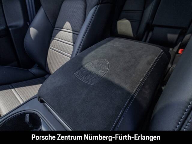 Bild 48/50 von Porsche Cayenne GTS (1900)