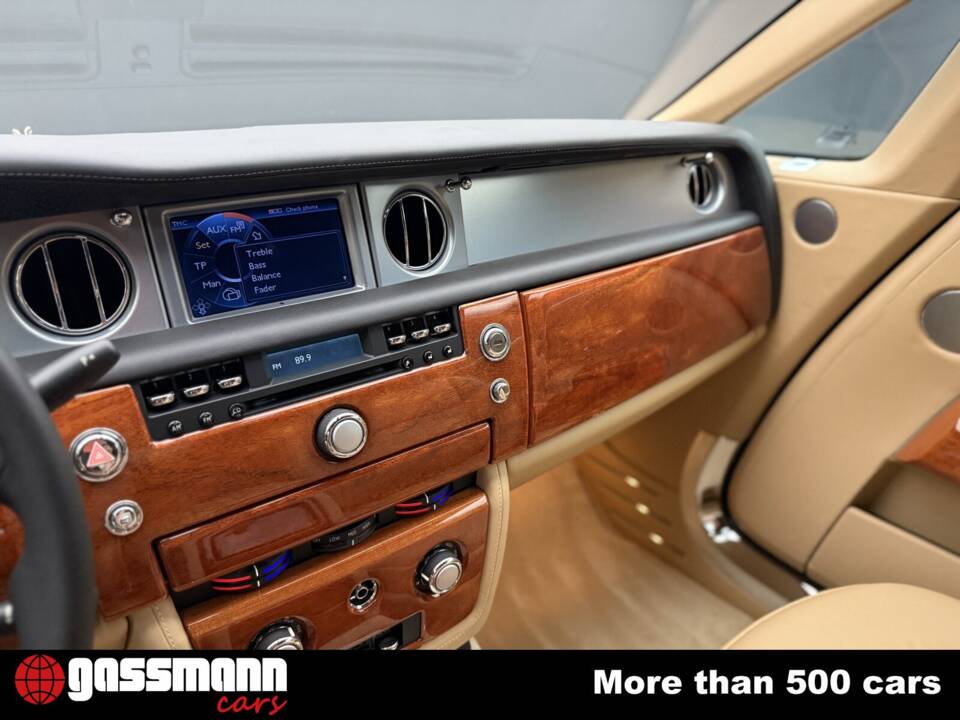 Bild 12/15 von Rolls-Royce Phantom Coupé (2009)