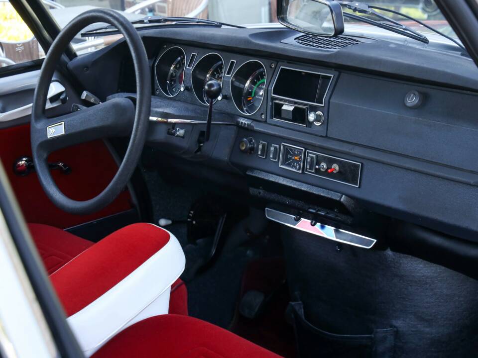 Bild 9/50 von Citroën DS 20 (1974)