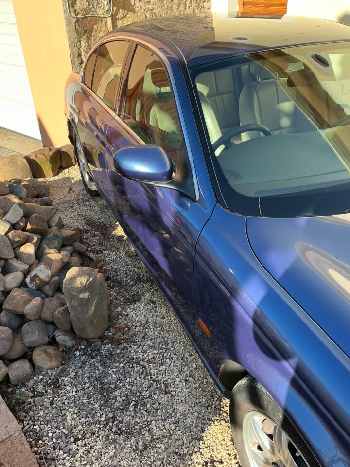 Imagen 2/6 de Jaguar S-Type 2.5 V6 (2004)