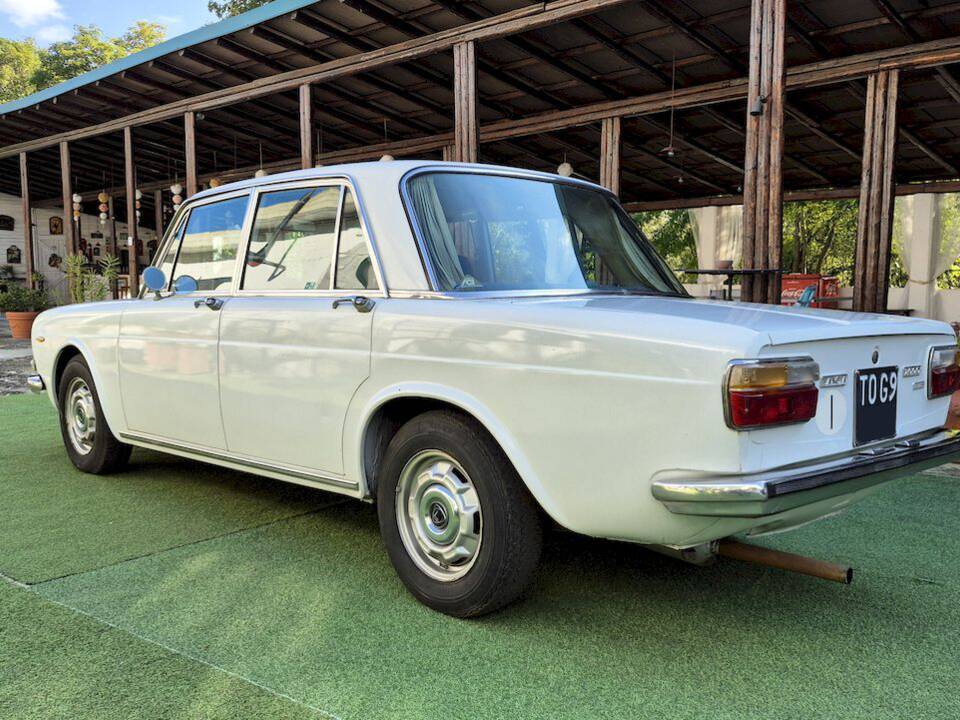 Bild 17/59 von Lancia 2000 Iniezione (1972)