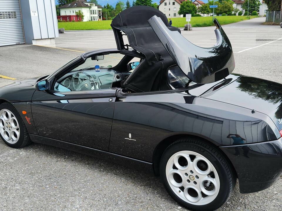 Bild 7/68 von Alfa Romeo Spider 2.0 Twin Spark 16V (2001)