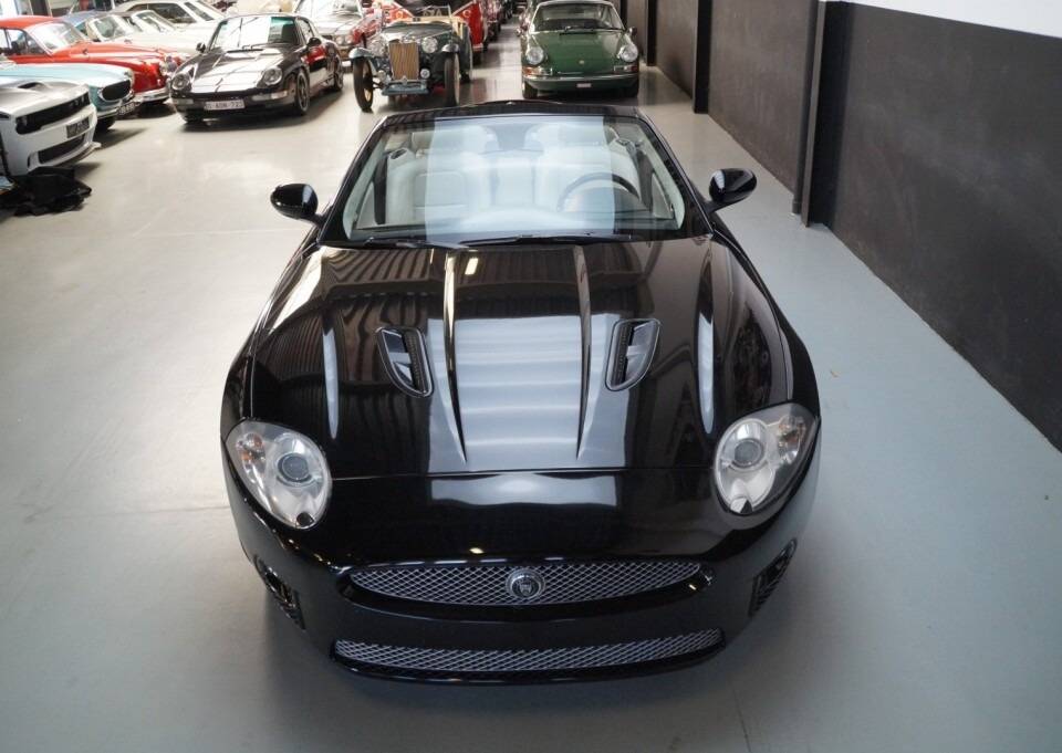 Image 12/65 of Jaguar XKR (2009)