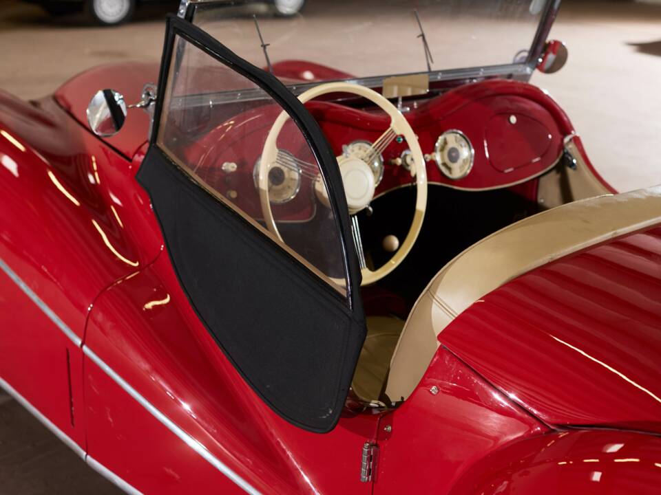 Afbeelding 44/45 van Alvis TB 14 (1950)