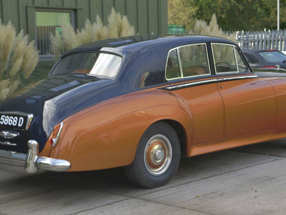 Afbeelding 6/20 van Bentley S 2 (1960)