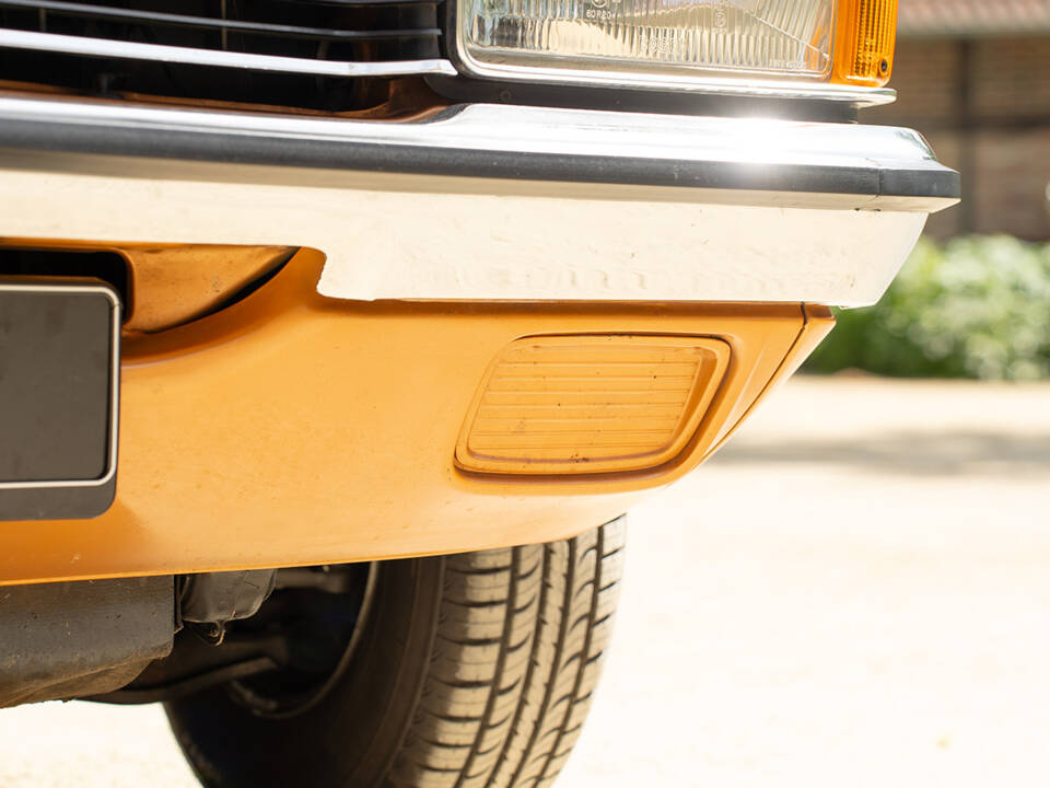 Image 16/57 of Ford Granada Turnier 2,3 (1976)