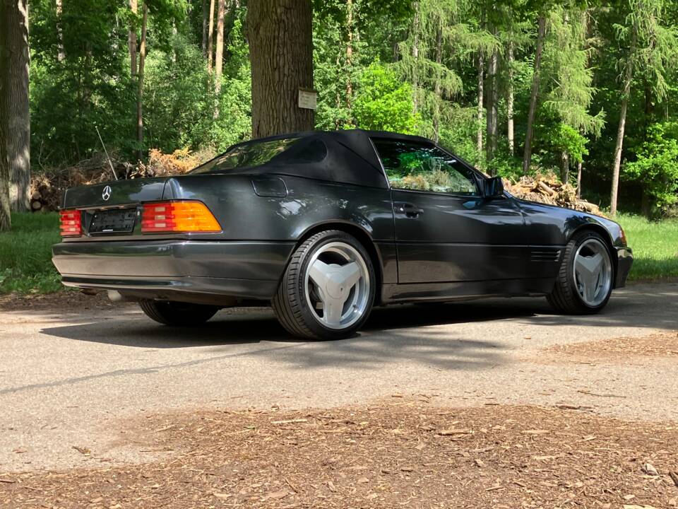 Obraz 19/29 pojazdu Mercedes-Benz 300 SL-24 (1991)