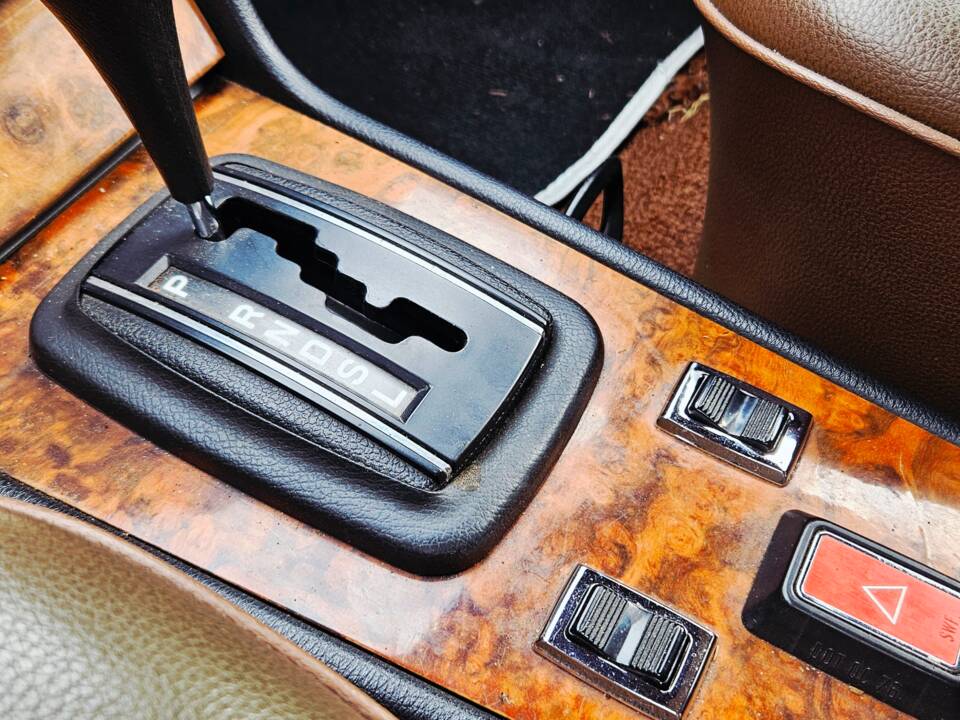 Immagine 5/16 di Mercedes-Benz 280 CE (1977)