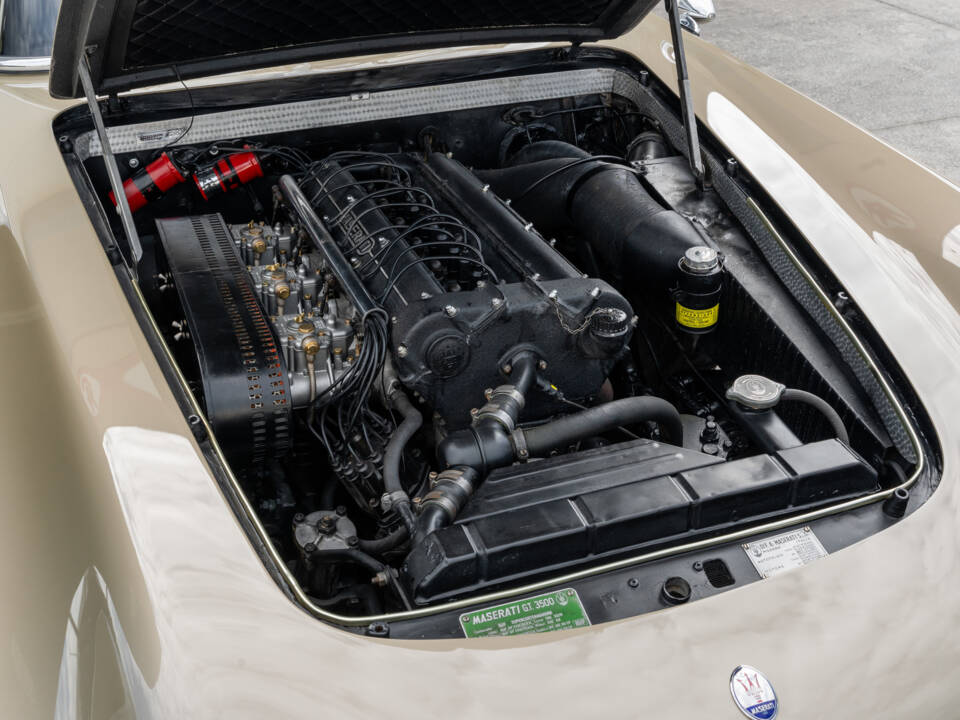 Afbeelding 64/88 van Maserati 3500 GT Touring (1960)